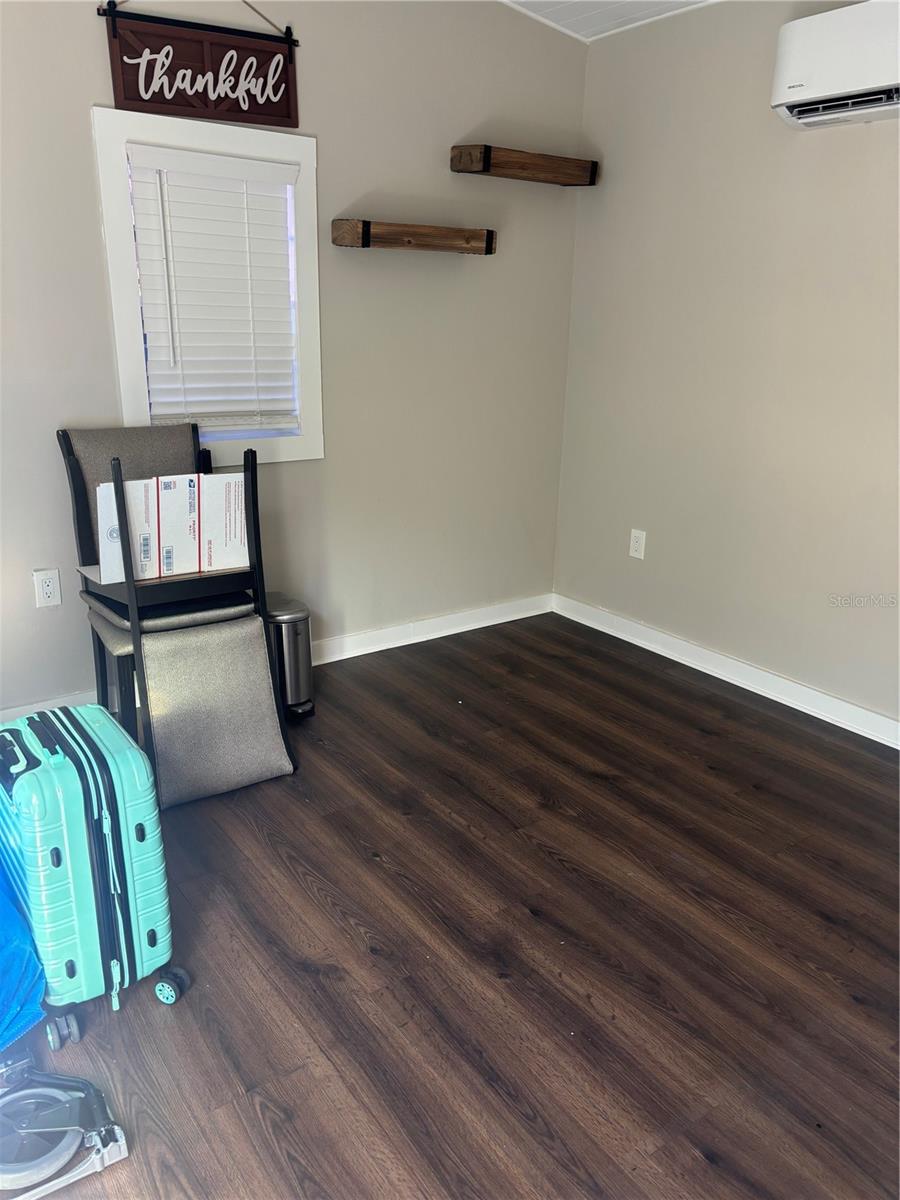 ROLLING RIDGE RV RESORT - Land