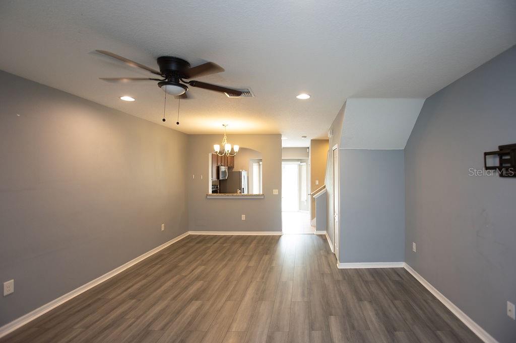 LONE STAR TWNHMS - Residential