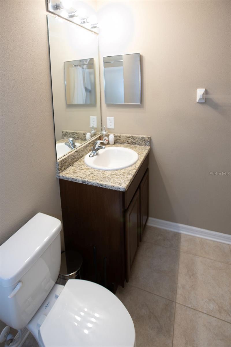 LONE STAR TWNHMS - Residential