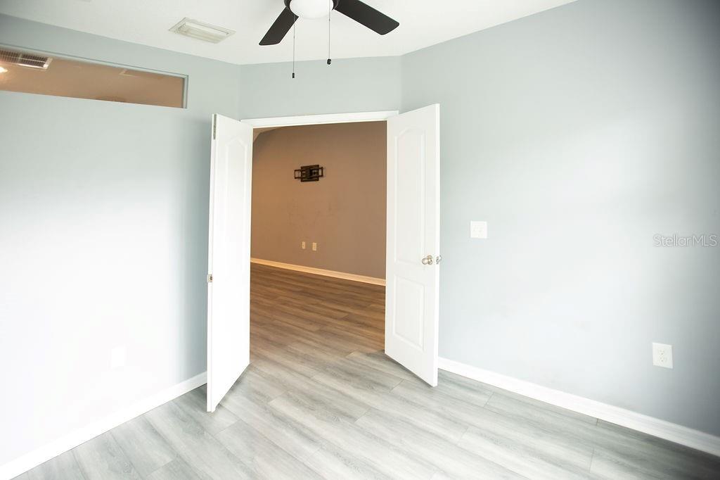 LONE STAR TWNHMS - Residential