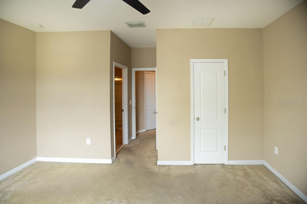 LONE STAR TWNHMS - Residential