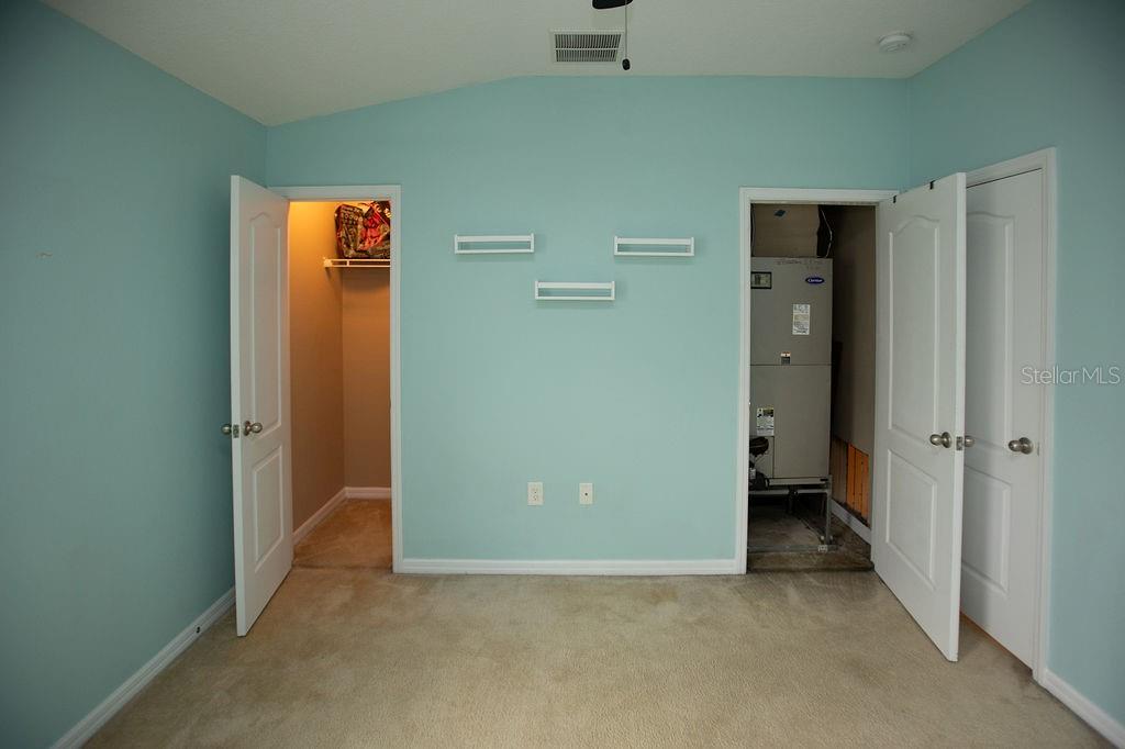 LONE STAR TWNHMS - Residential