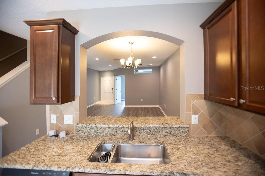 LONE STAR TWNHMS - Residential