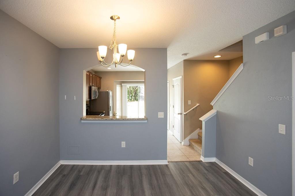 LONE STAR TWNHMS - Residential