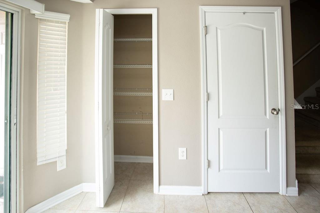 LONE STAR TWNHMS - Residential