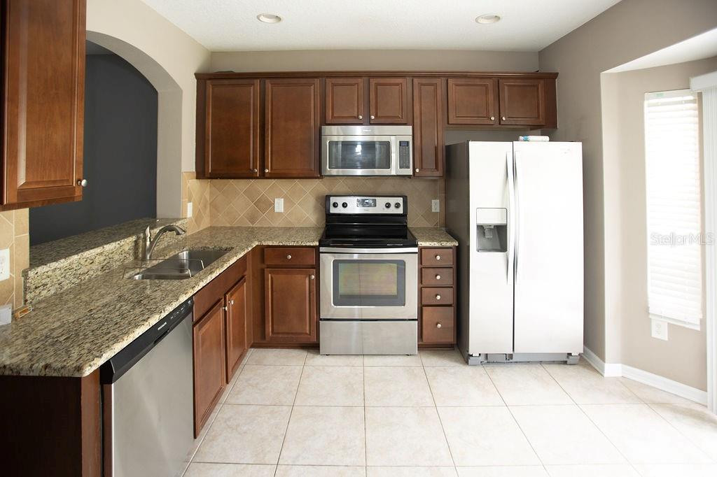 LONE STAR TWNHMS - Residential