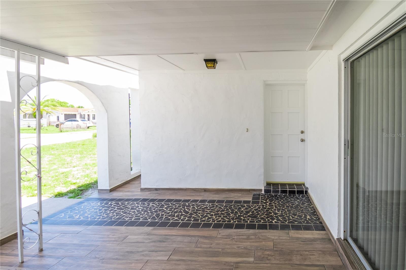 3406 ROCK ROYAL DRIVE