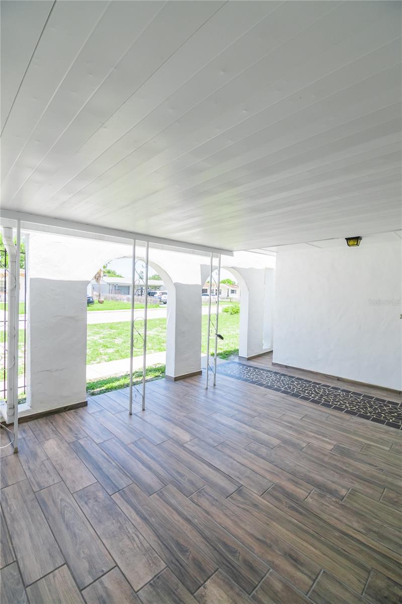 3406 ROCK ROYAL DRIVE