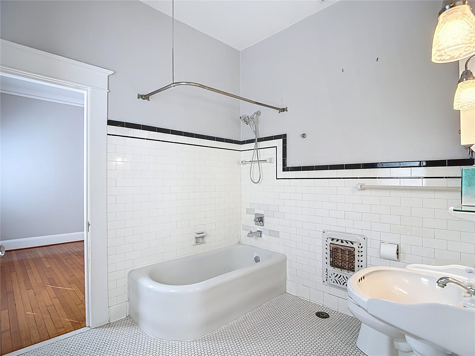 HAMNERS SUB - Residential