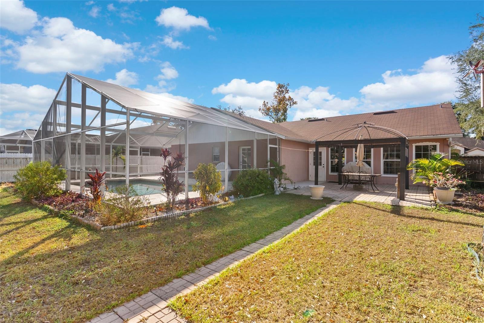 RIVERGLEN UNIT 1 - Residential