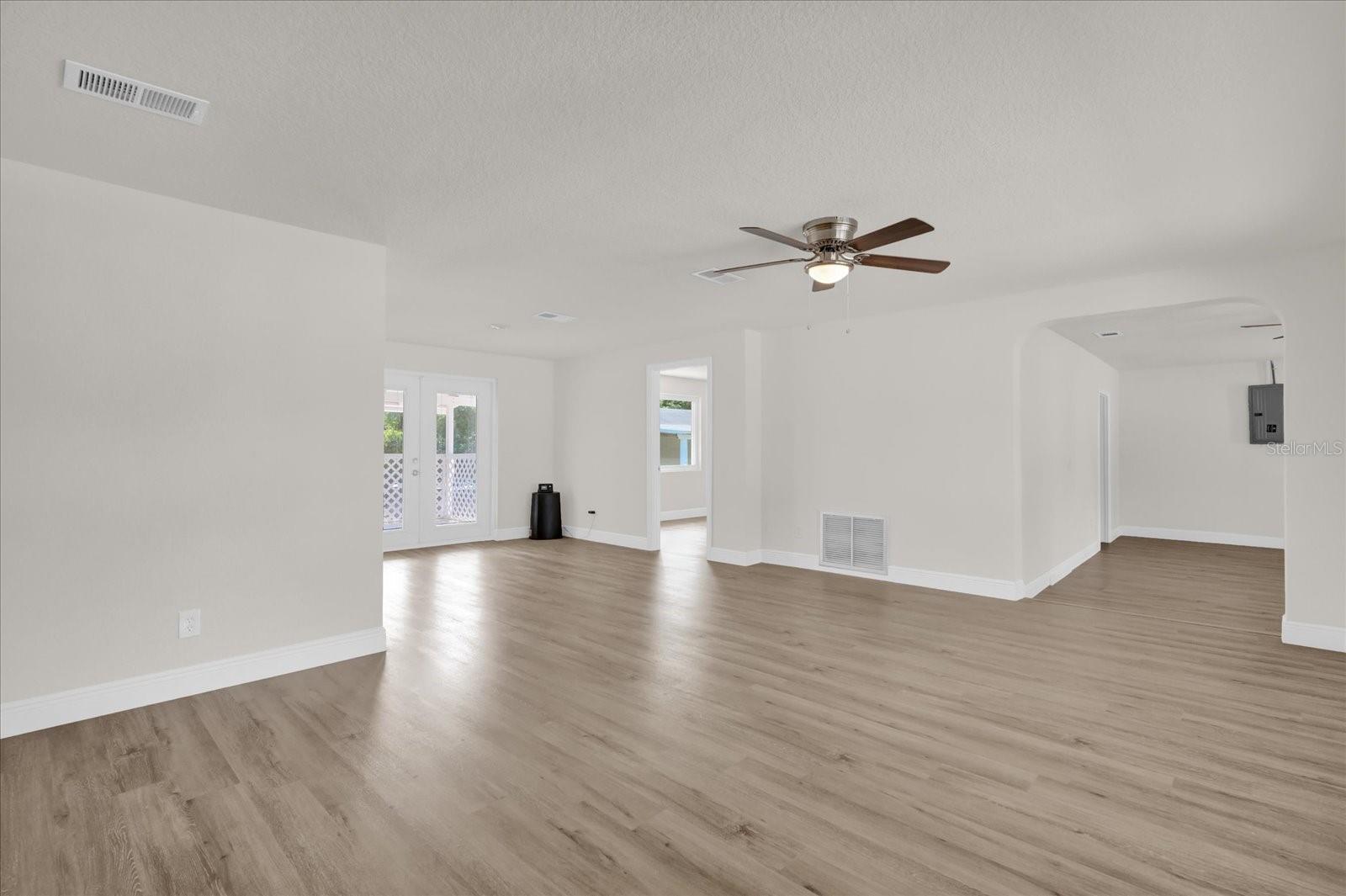1491 GRANADA AVENUE