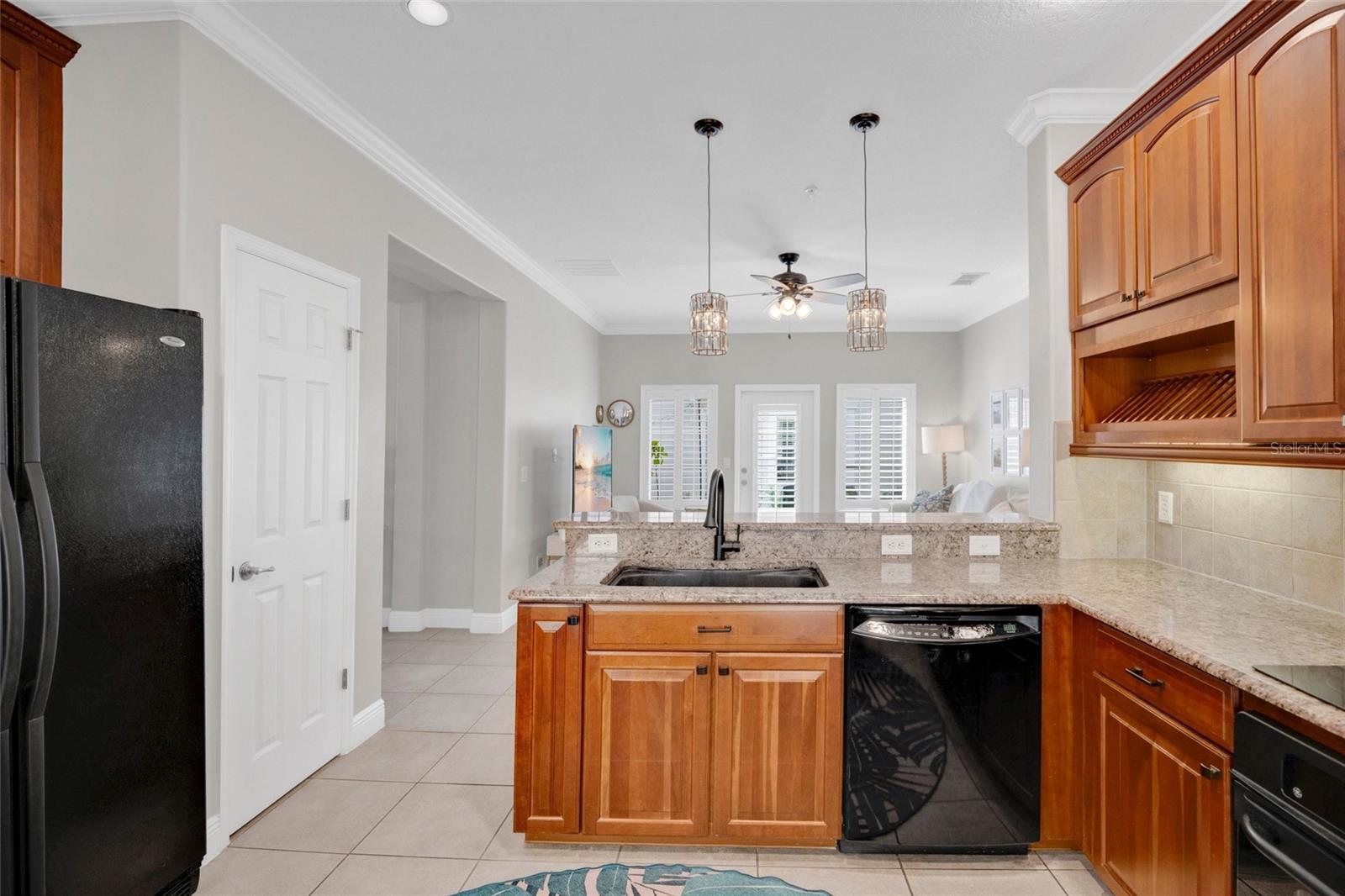 BALDWIN PARKA - Residential