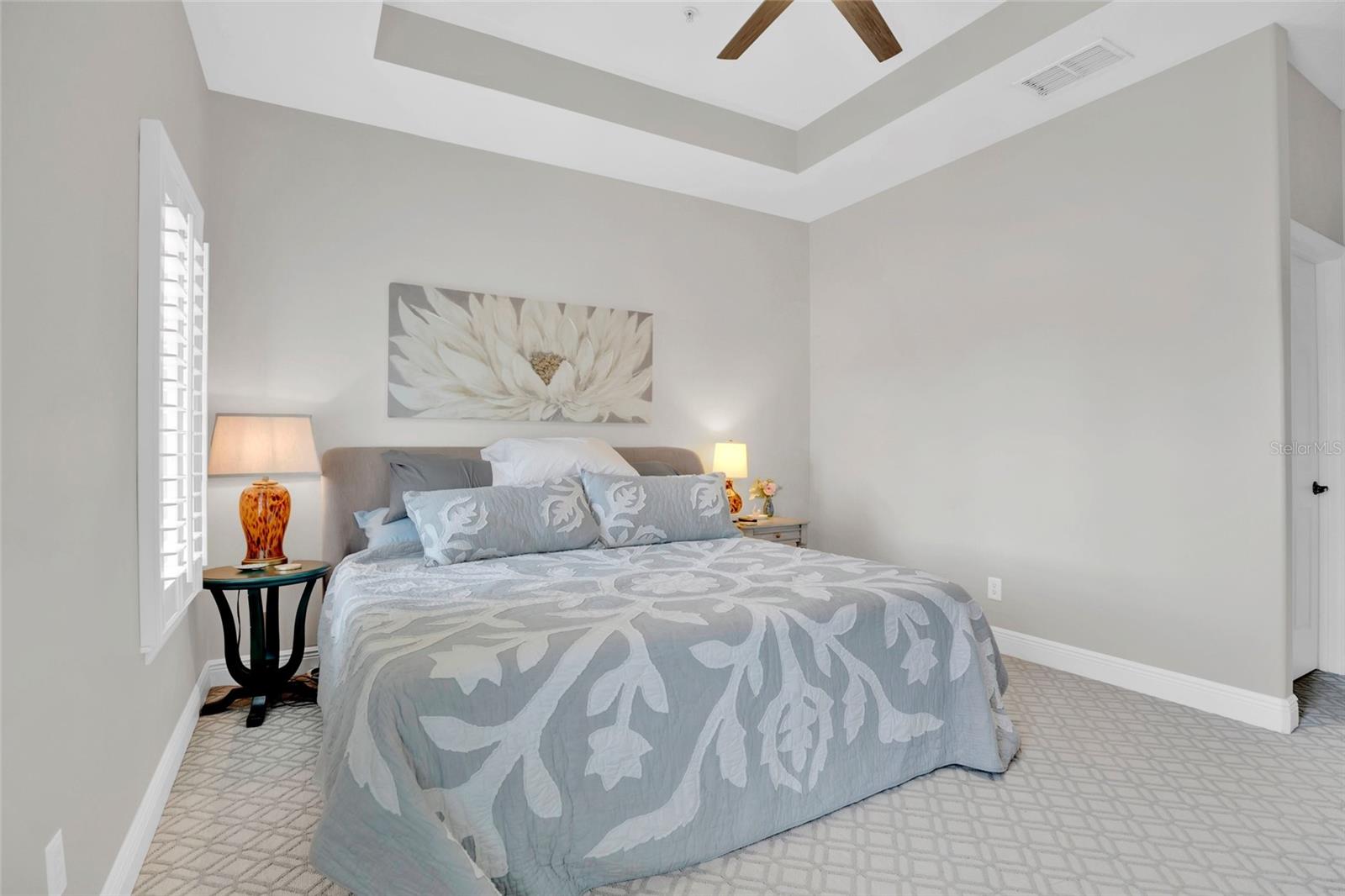 BALDWIN PARKA - Residential