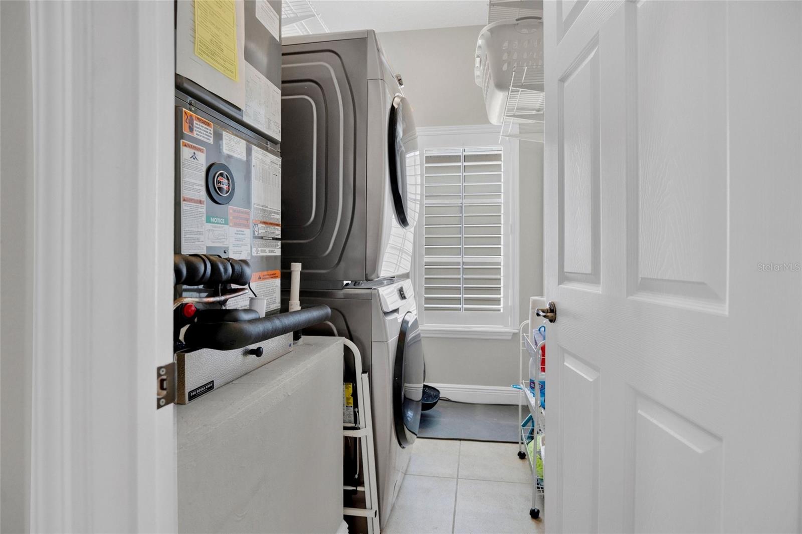 BALDWIN PARKA - Residential