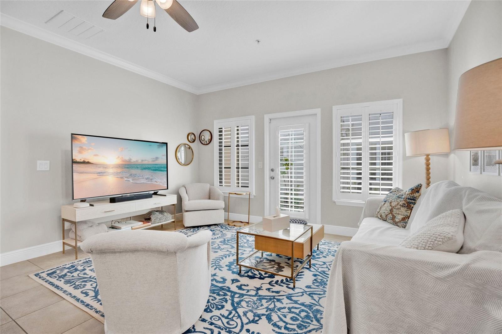 BALDWIN PARKA - Residential