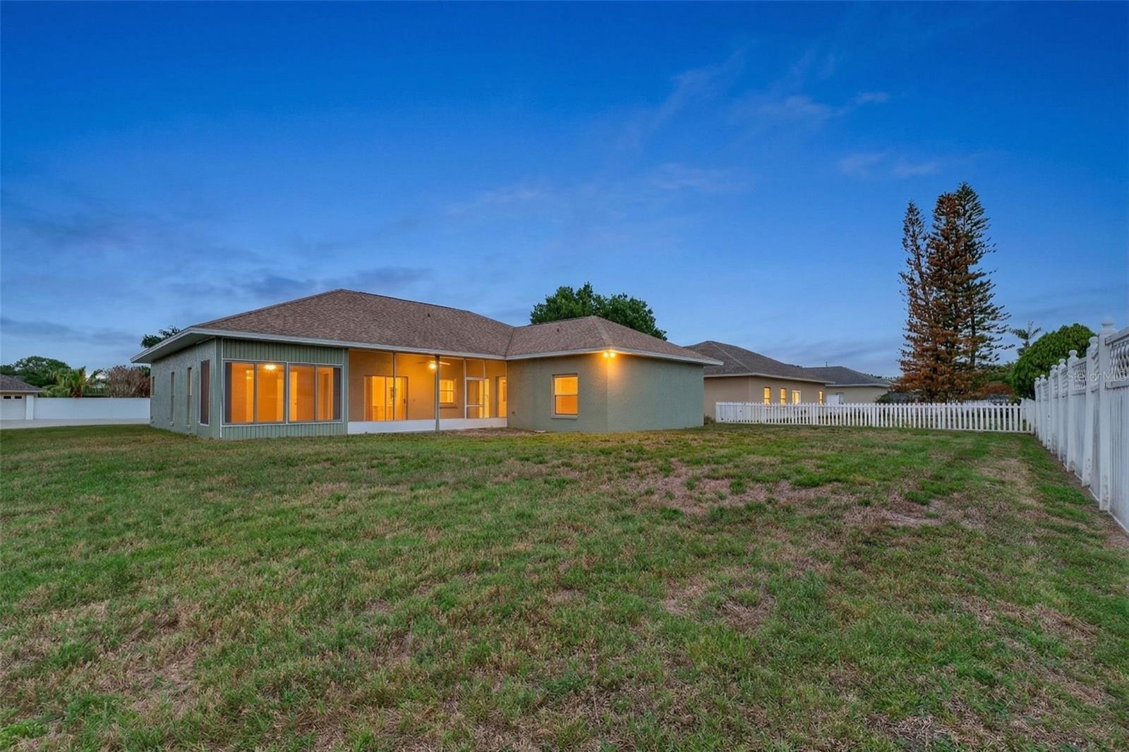 RUBY LAKE PH 01 - Residential