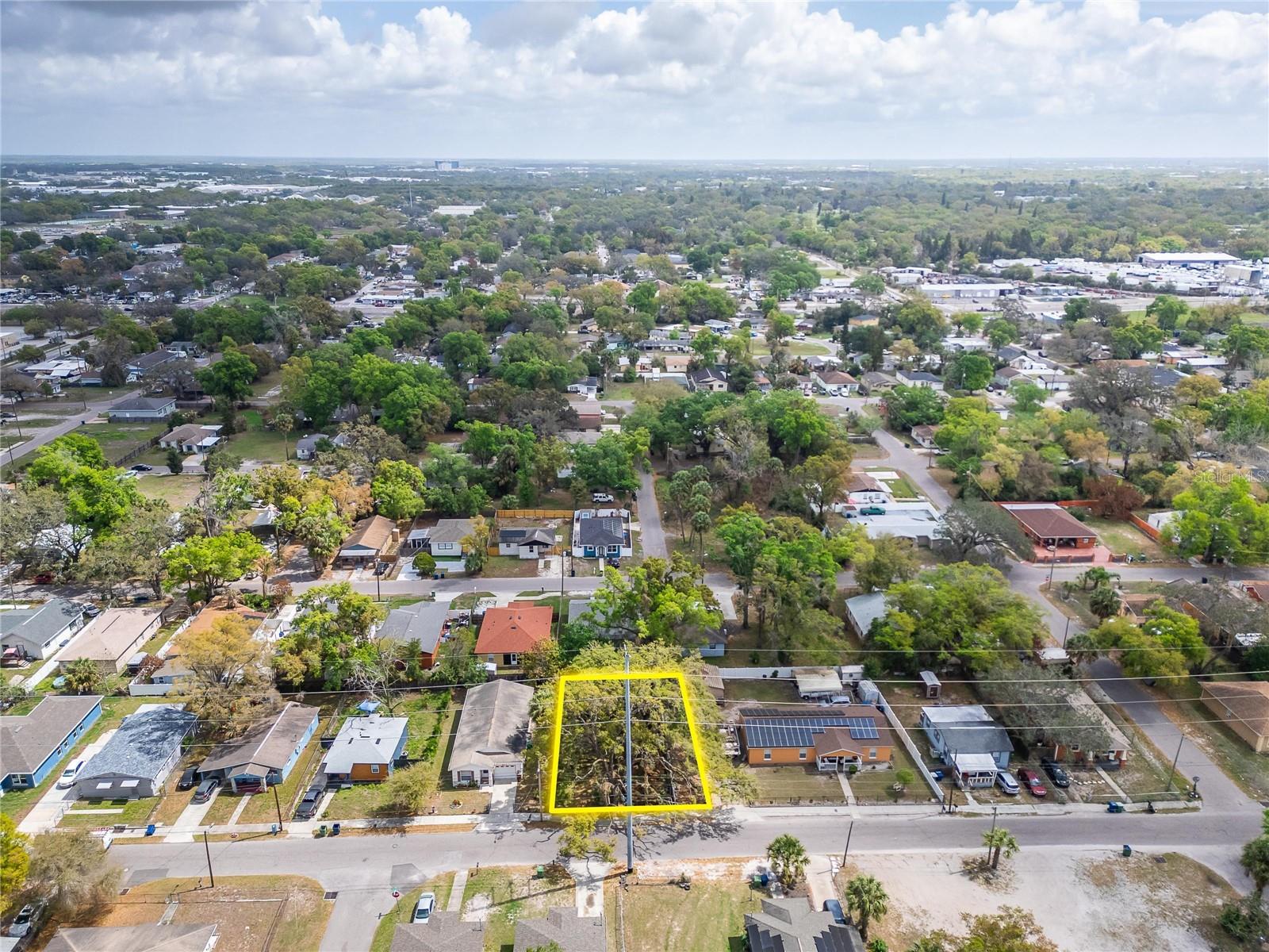 HOLLOMANS J J - Land