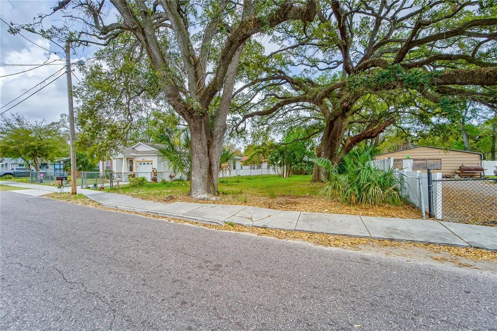 Photo of 4509 N 37th Street, Tampa, FL 33610 (MLS # TB8486155)