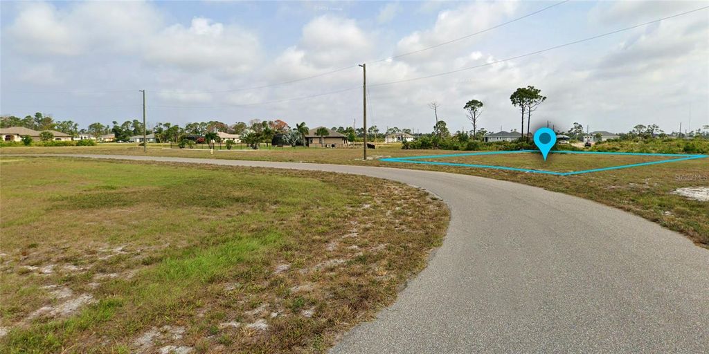 Photo of 44 Coxswain Circle, Placida, FL 33946 (MLS # G5084057)