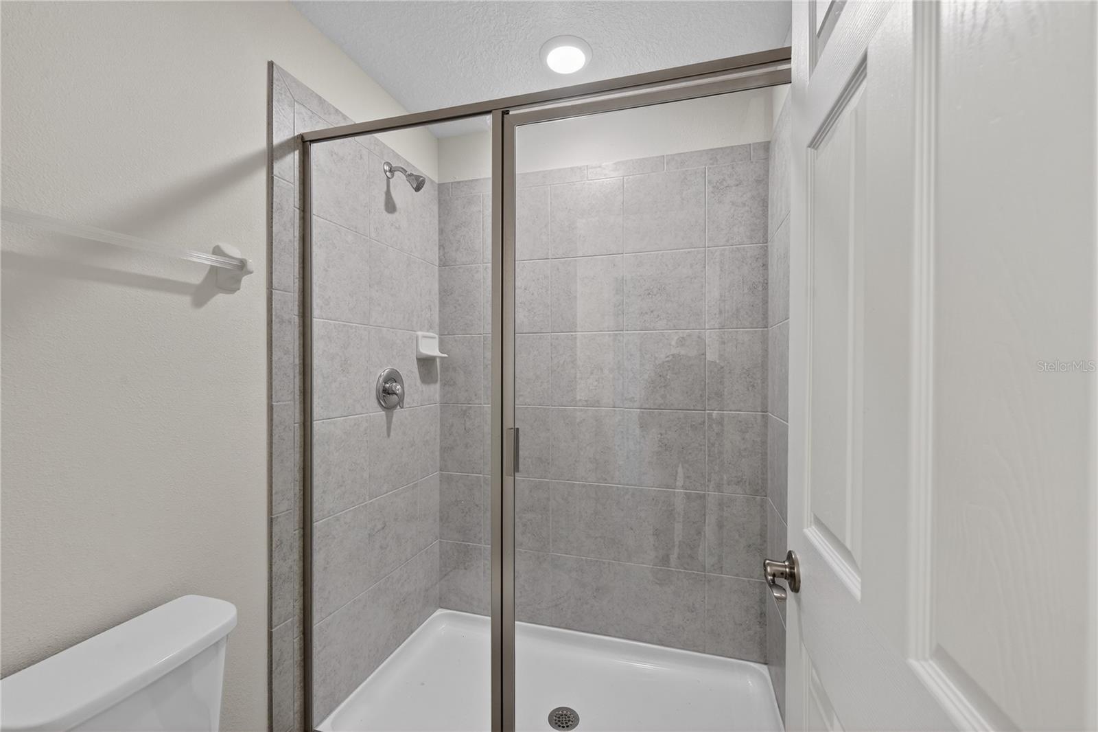 HOLLYGROVE VILLAGE - Residential