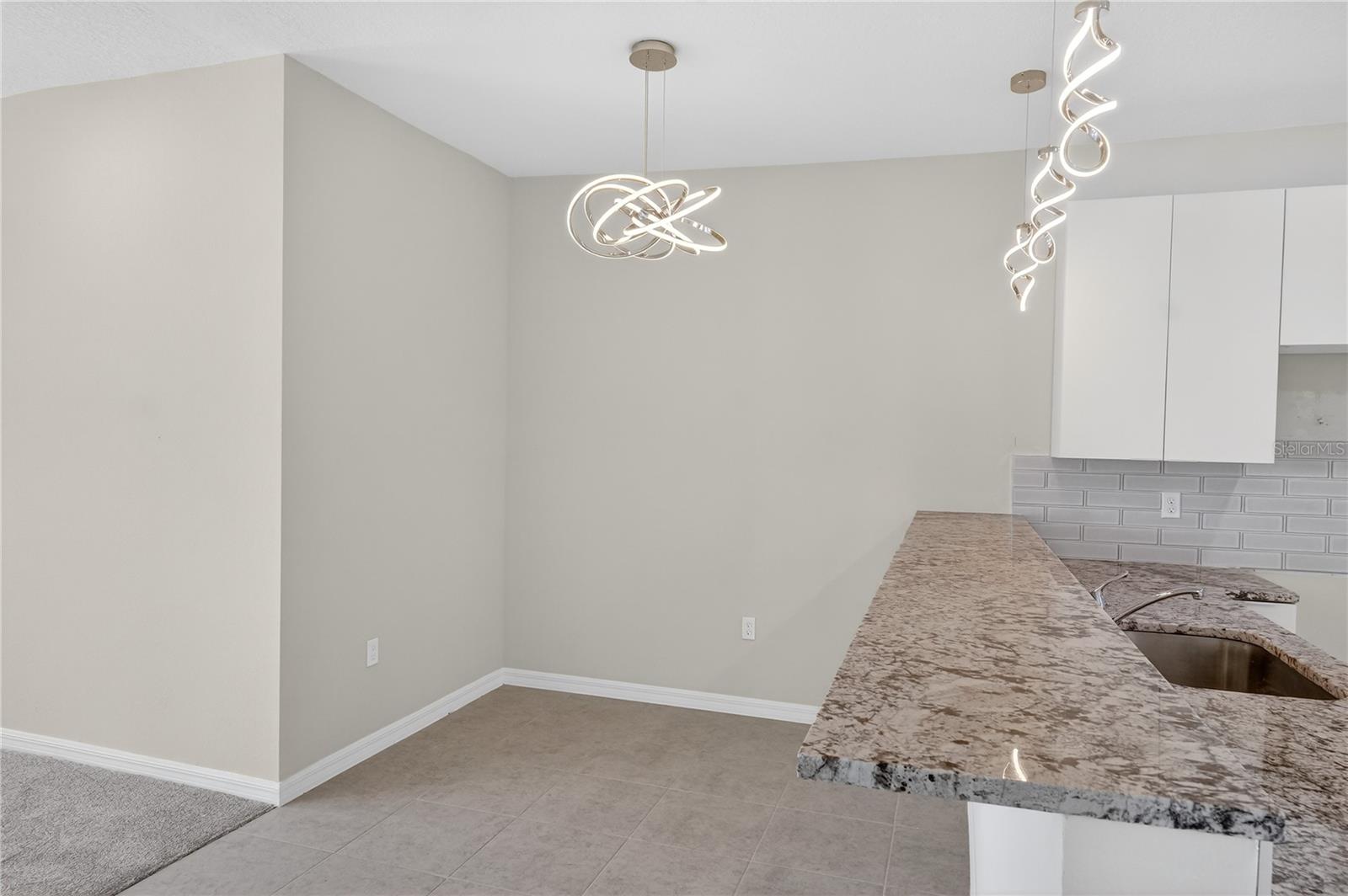 HOLLYGROVE VILLAGE - Residential