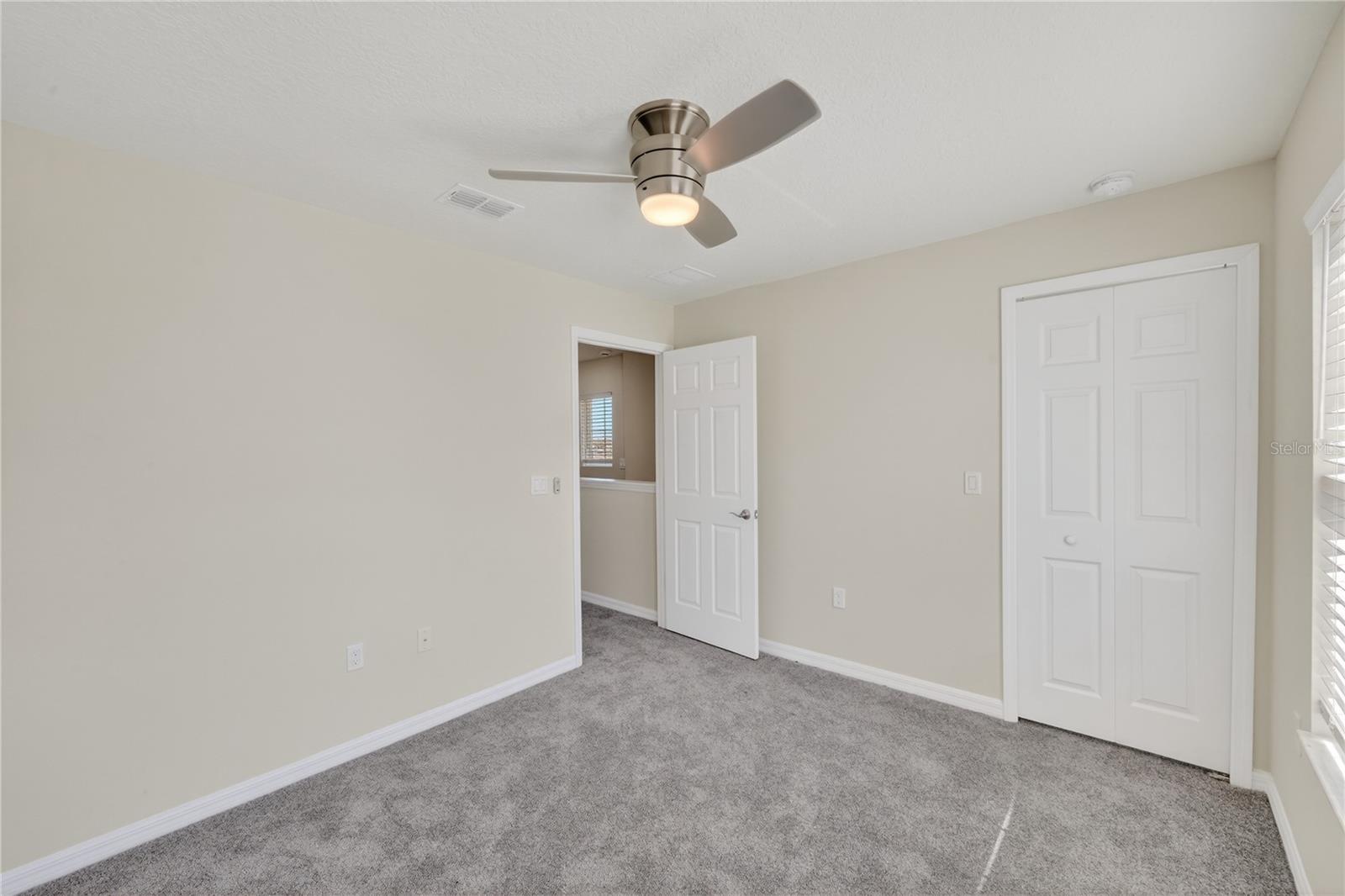 HOLLYGROVE VILLAGE - Residential