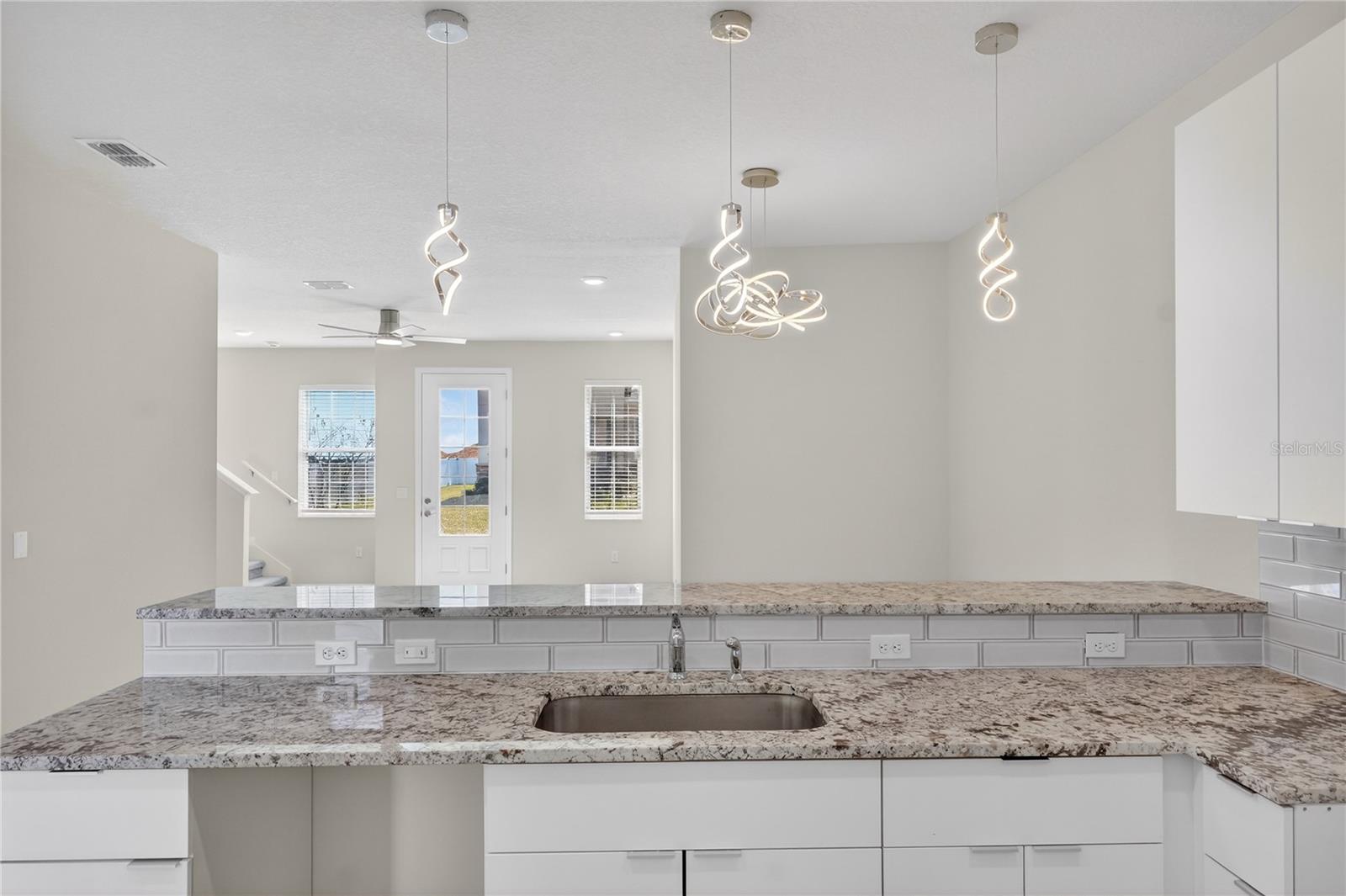 HOLLYGROVE VILLAGE - Residential