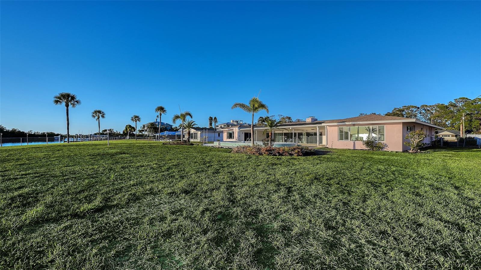 WHITFIELD ESTATES BLKS 14-23 & 26 - Residential