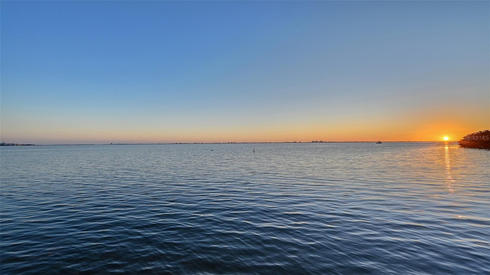 WHITFIELD ESTATES BLKS 14-23 & 26 - Residential