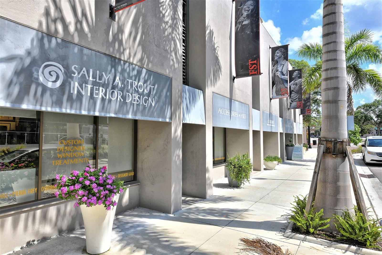 WHITFIELD ESTATES BLKS 14-23 & 26 - Residential