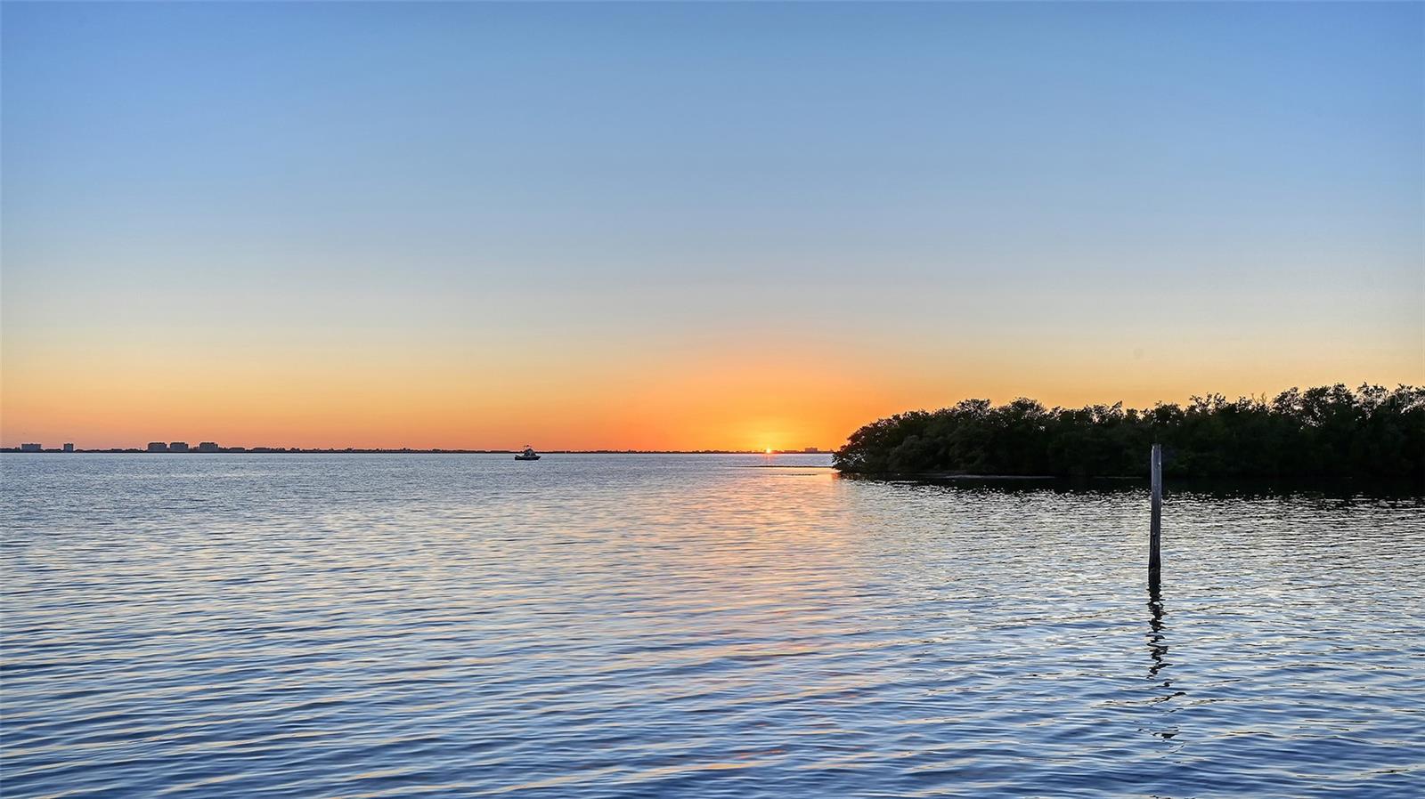 WHITFIELD ESTATES BLKS 14-23 & 26 - Residential