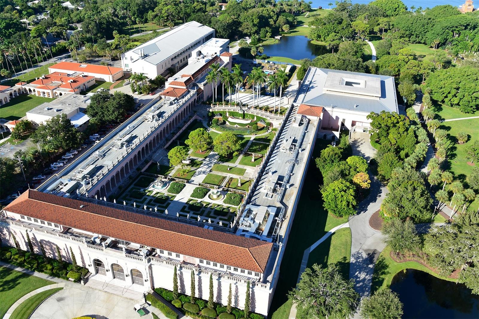 WHITFIELD ESTATES BLKS 14-23 & 26 - Residential