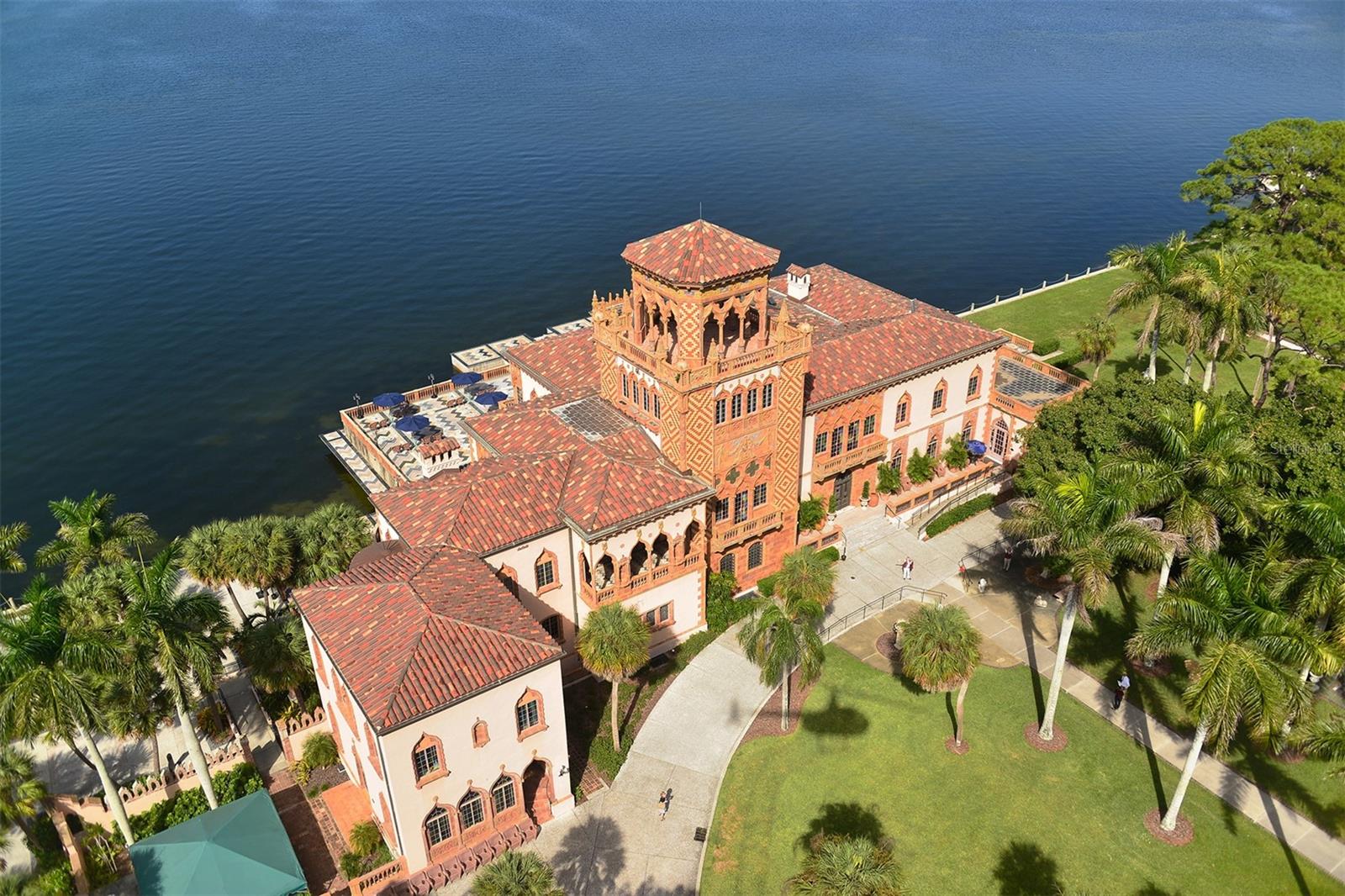 WHITFIELD ESTATES BLKS 14-23 & 26 - Residential