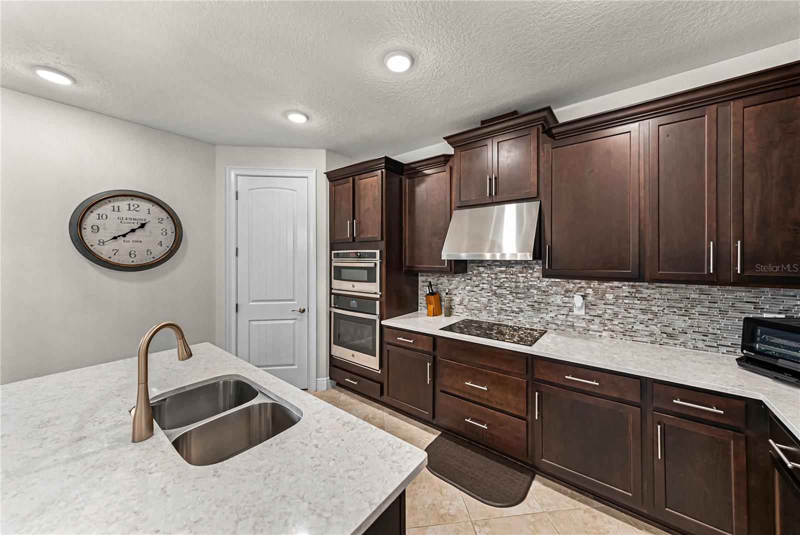 34155 EVERGREEN HILL COURT