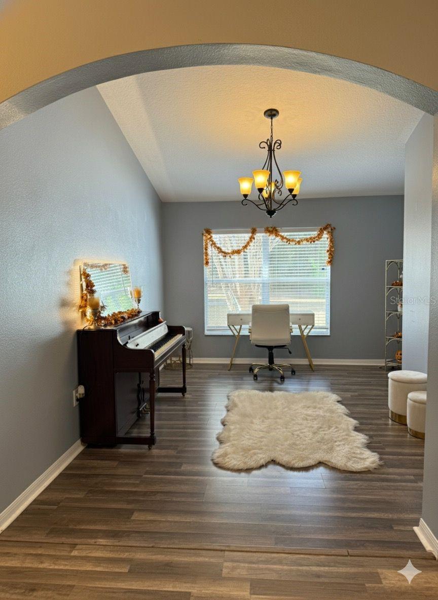 PAVILION PH 2 - Residential Lease