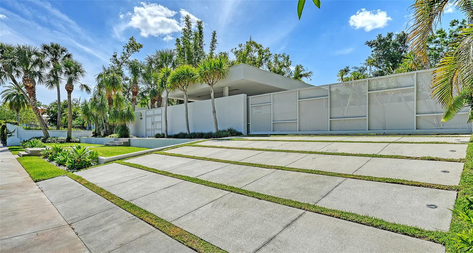 LEWIS COMBS SUB - Residential