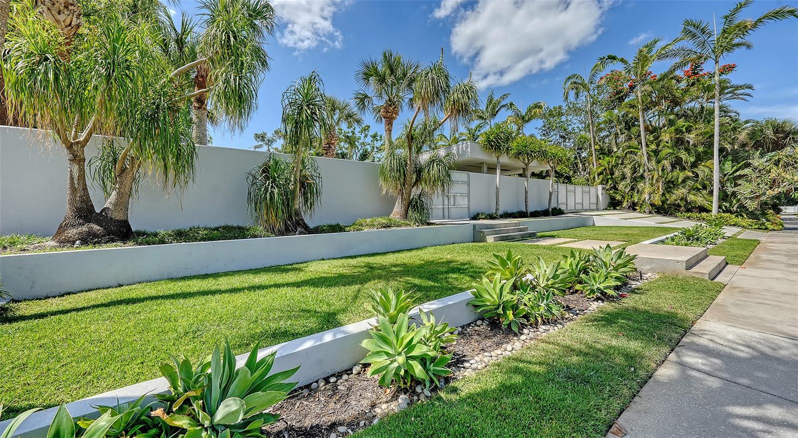 LEWIS COMBS SUB - Residential