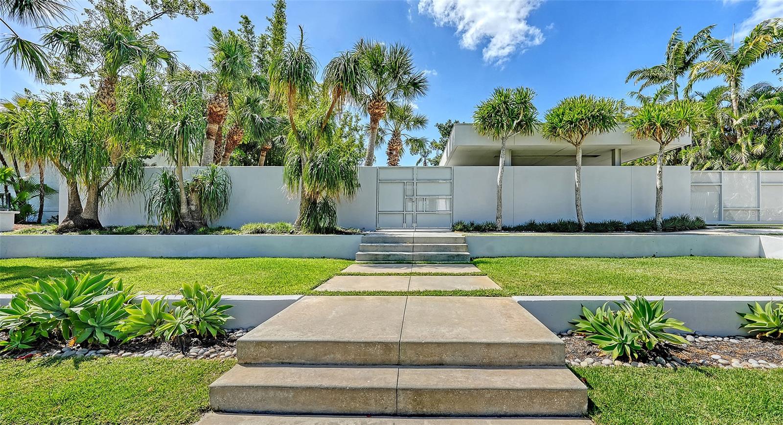 LEWIS COMBS SUB - Residential