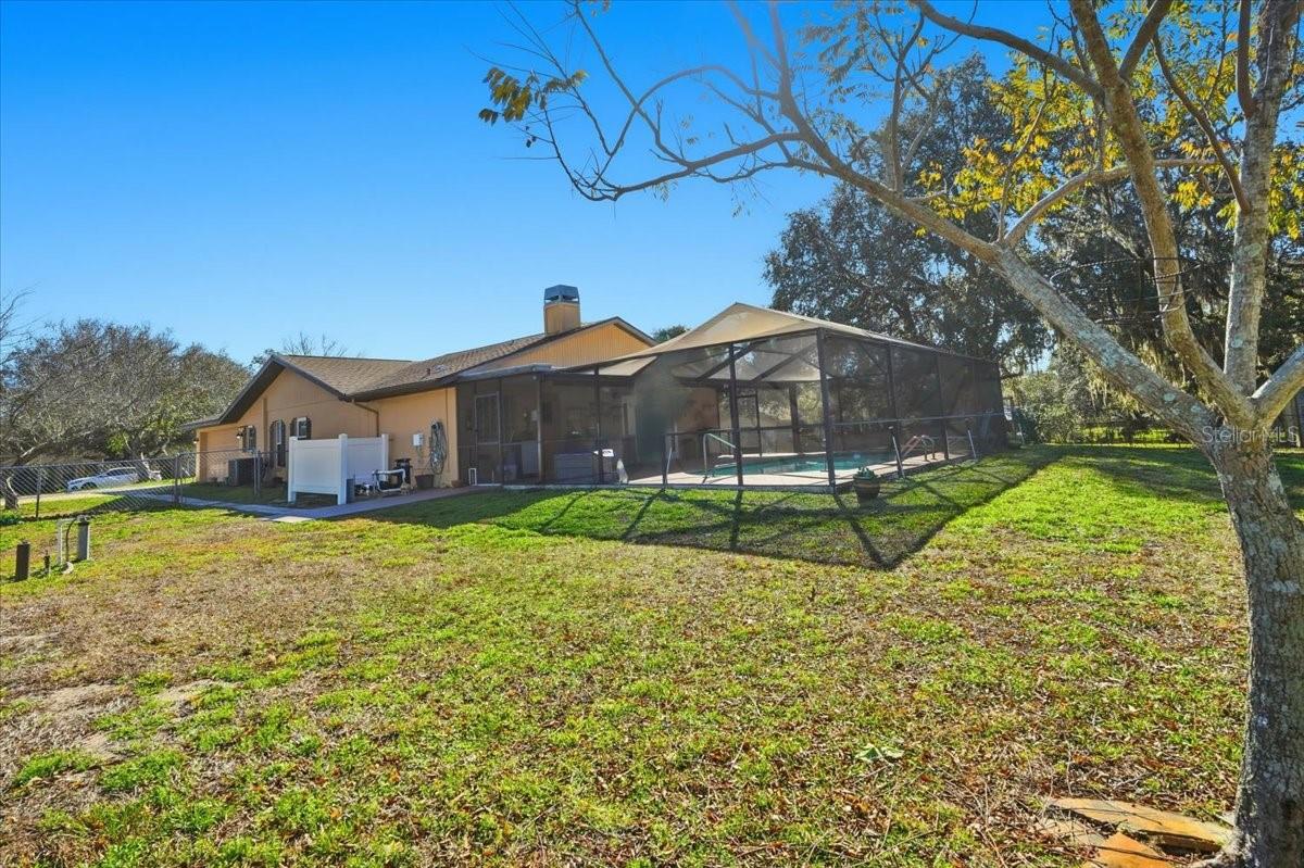 SEVEN LAKES PARK - Residential