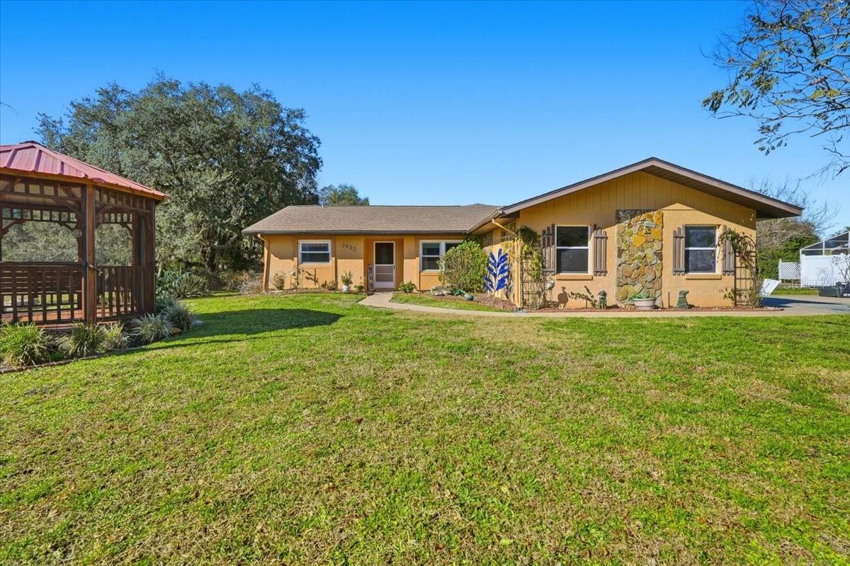 SEVEN LAKES PARK - Residential