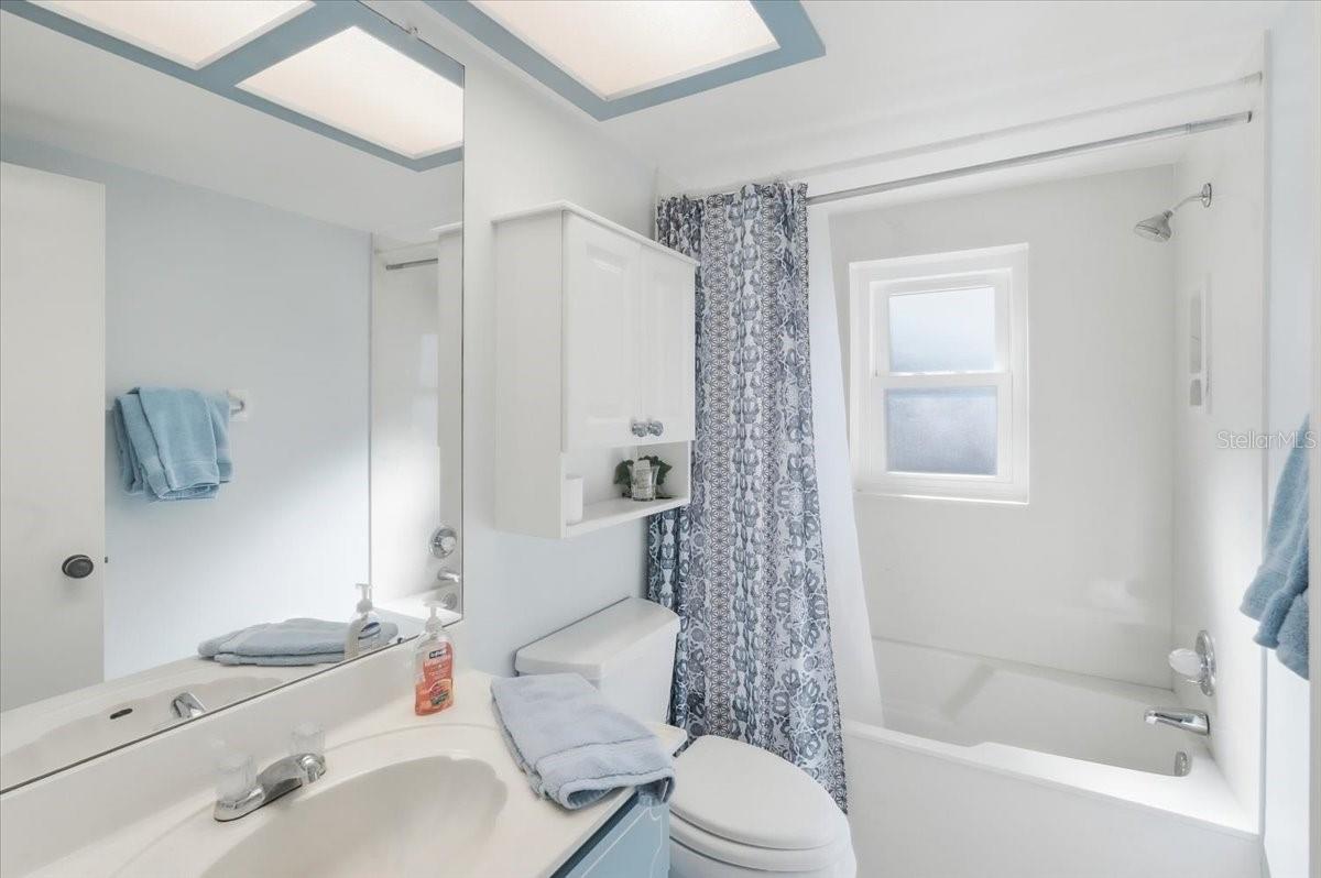 SEVEN LAKES PARK - Residential