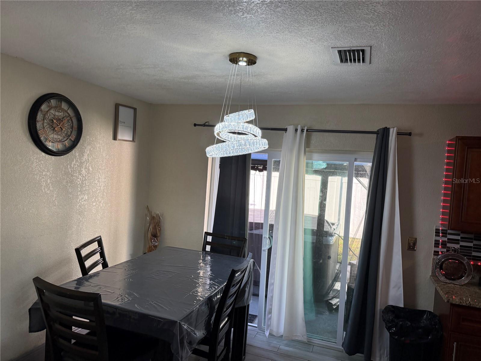 BONNIE BROOK - Residential