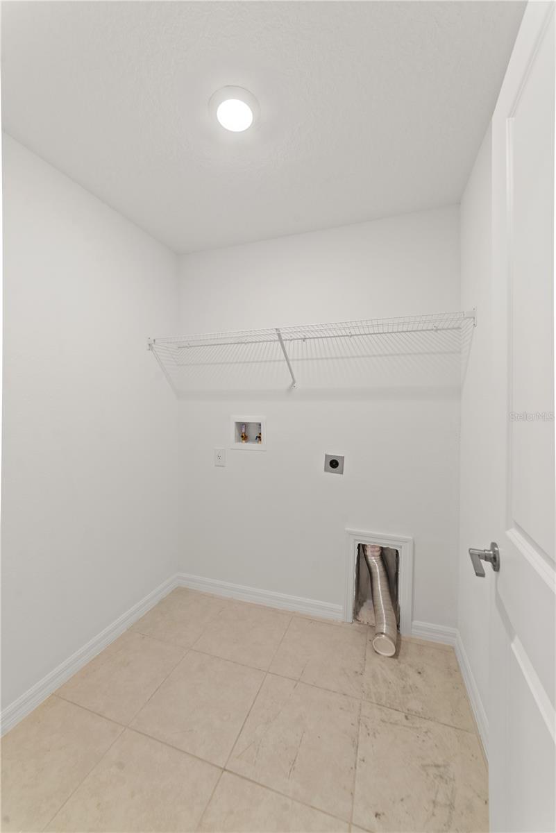 BERRY BAY SUB - Residential