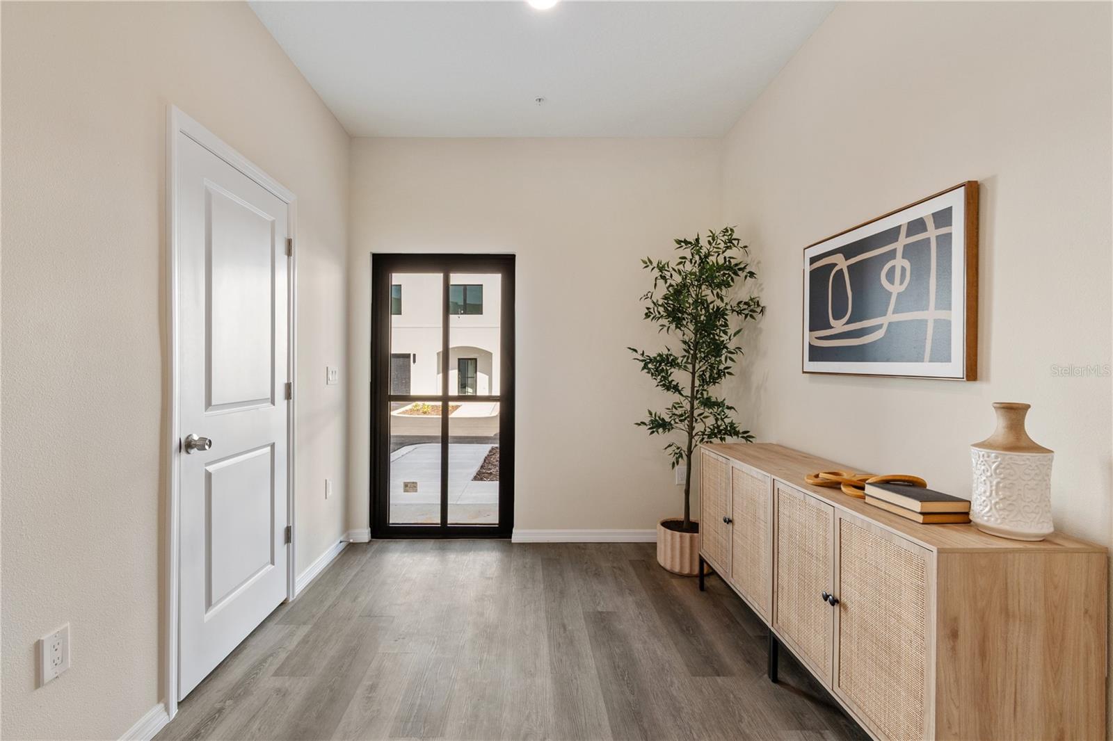 4350 CAMBIO GARDENS COURT