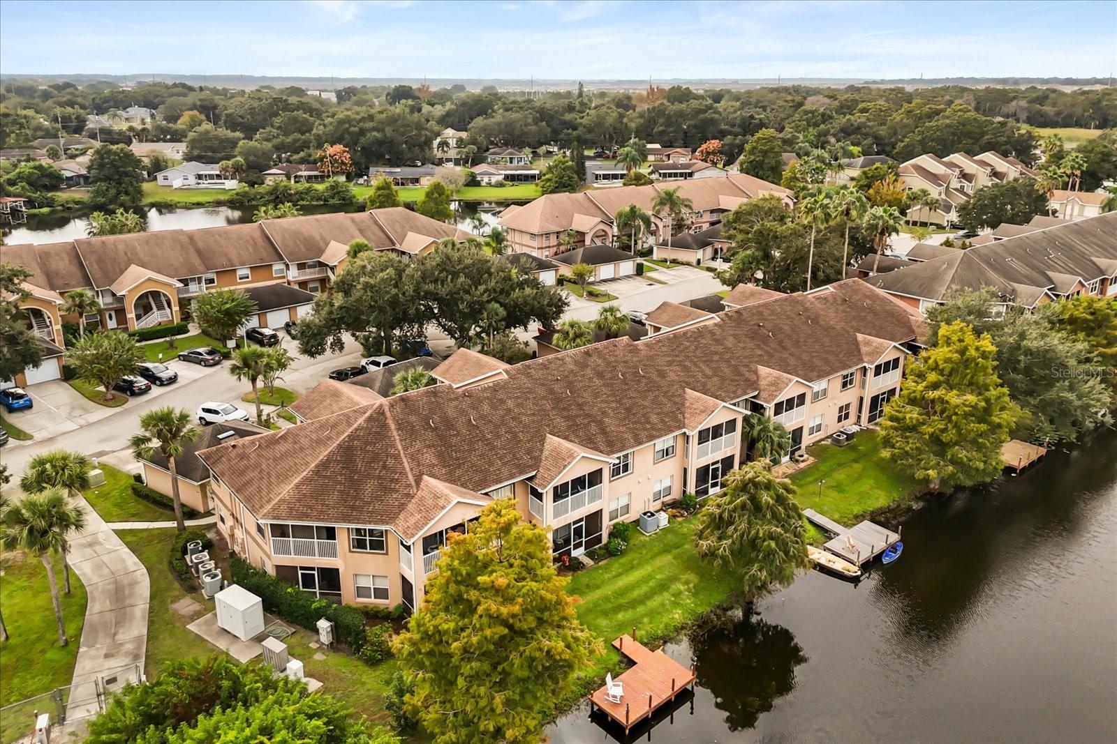 VILLAS EMERALD LAKE CONDO PH 4 - Residential