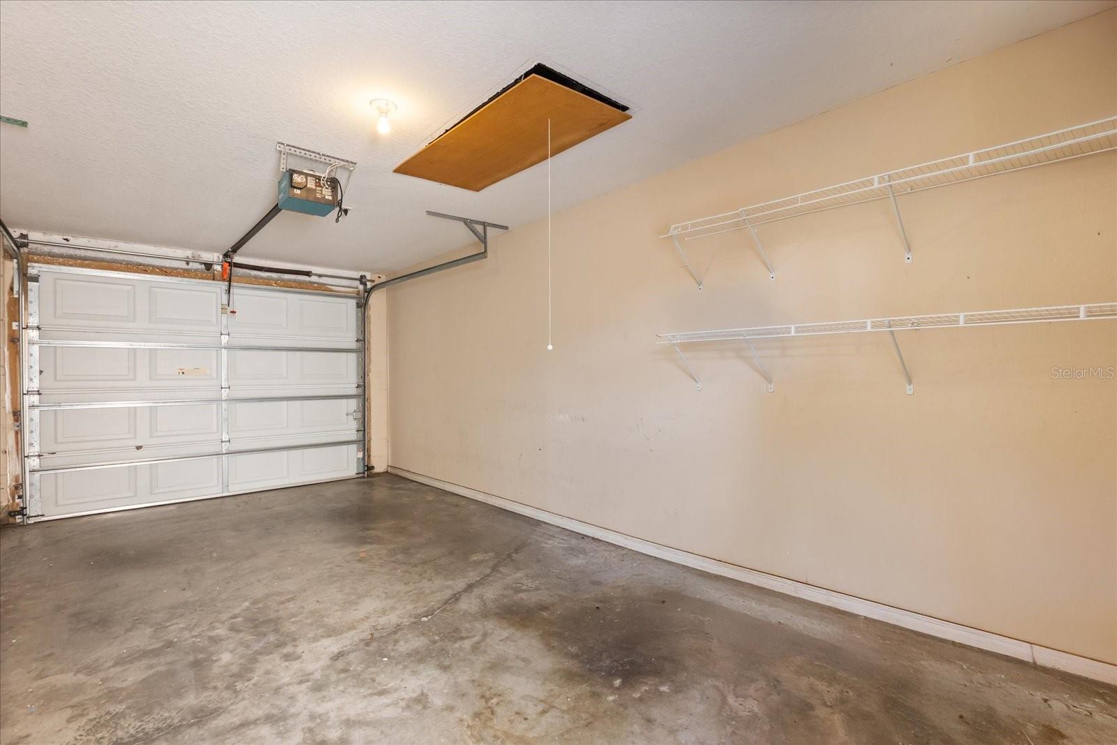 VILLAS EMERALD LAKE CONDO PH 4 - Residential