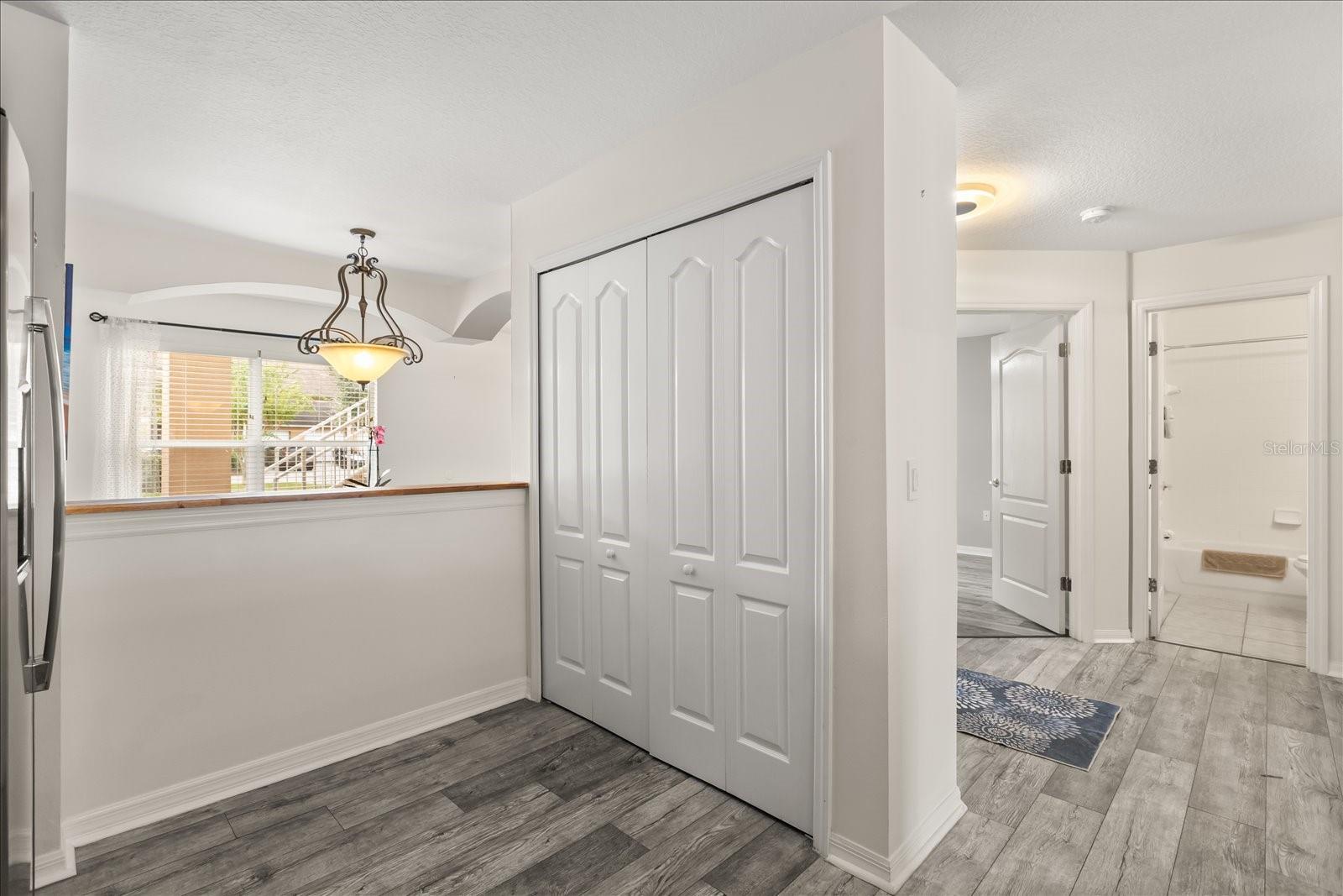 VILLAS EMERALD LAKE CONDO PH 4 - Residential