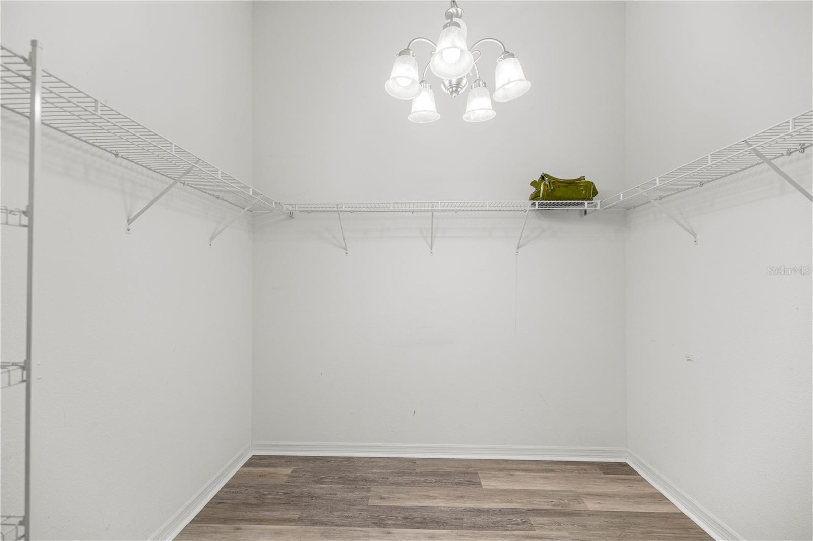 BISON VALLEY - Residential