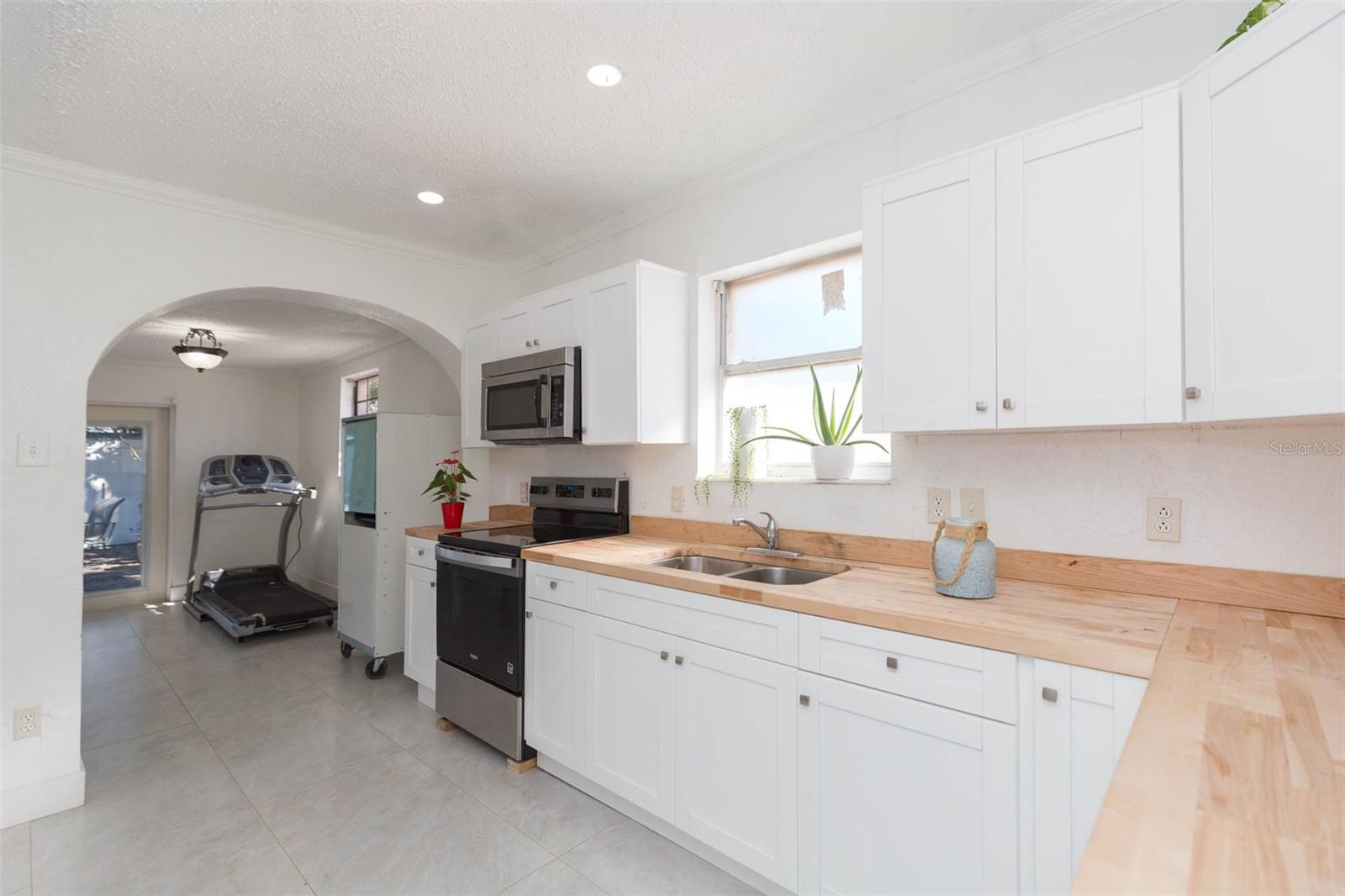 HOLLIDAY VILLAGE SEC 1 - Residential