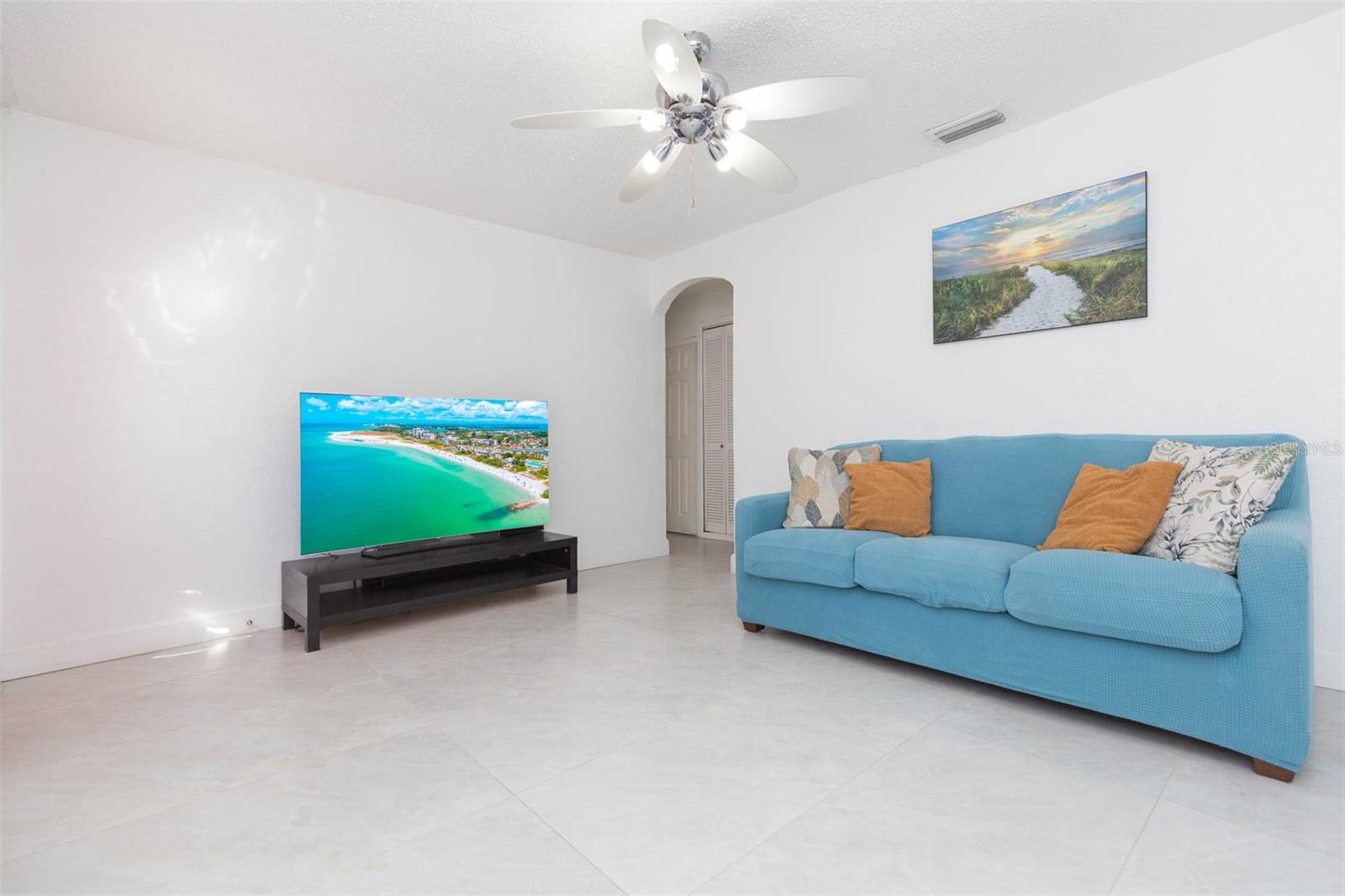 HOLLIDAY VILLAGE SEC 1 - Residential